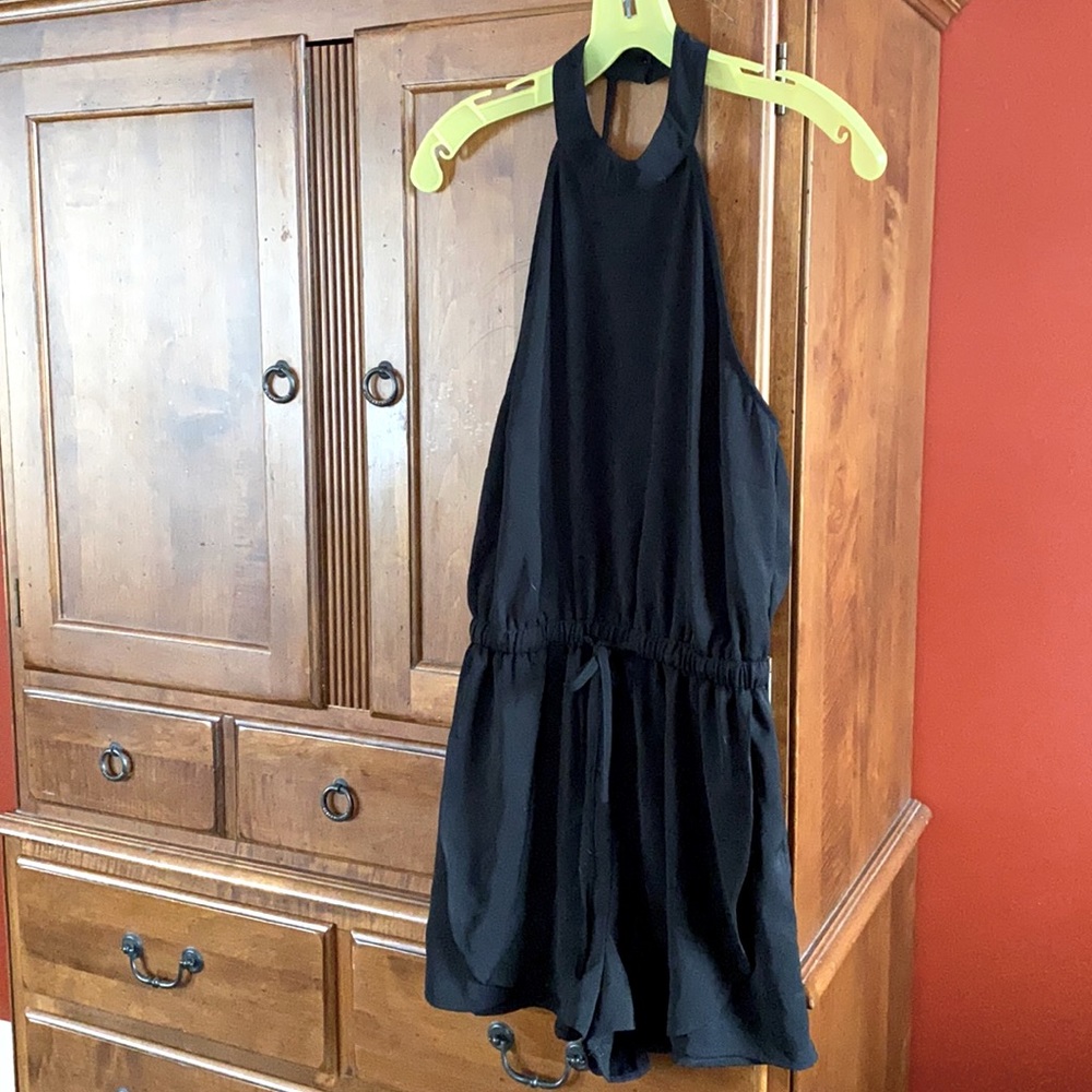 Women’s small forever 21 black halter style romper